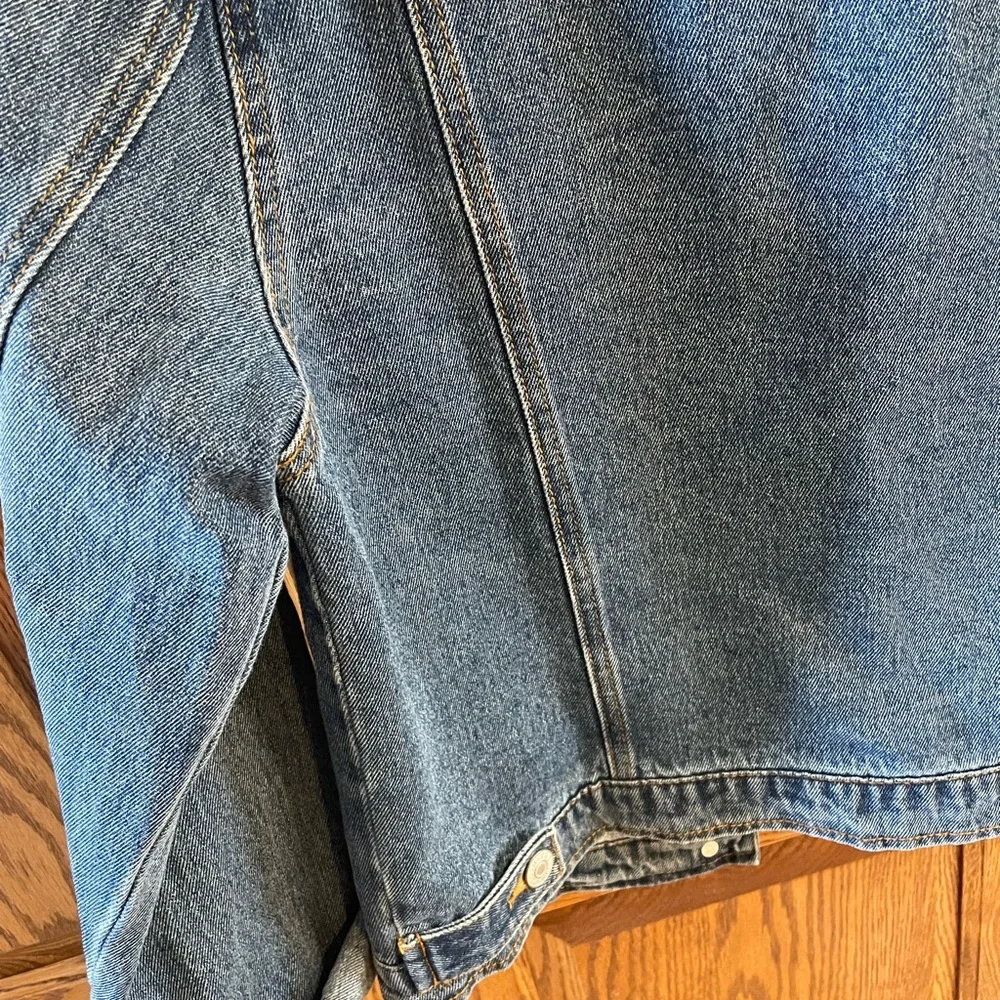 Love Tree Medium Blue Denim Jacket - Picture 7 of 8